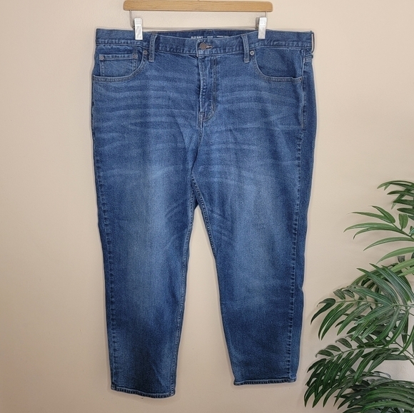 Old Navy | Athletic Taper Leg Jeans with Built-In Flex Size 42 - Picture 1 of 4